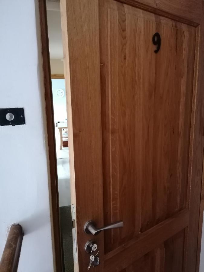 Parka Apartamenti Кулдига Экстерьер фото
